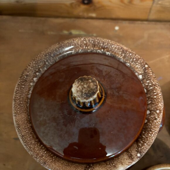 Drip Glaze Bean Pot w/Crocks - Picture 2 of 7